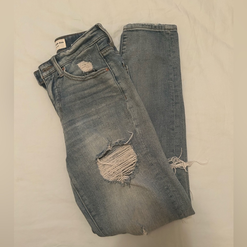 Buckle Jeans